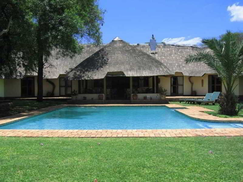 Mziki Safari Lodge Beestekraal  Exterior foto