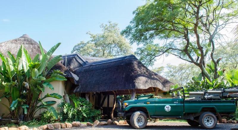 Mziki Safari Lodge Beestekraal  Exterior foto