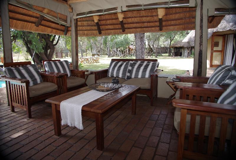 Mziki Safari Lodge Beestekraal  Exterior foto